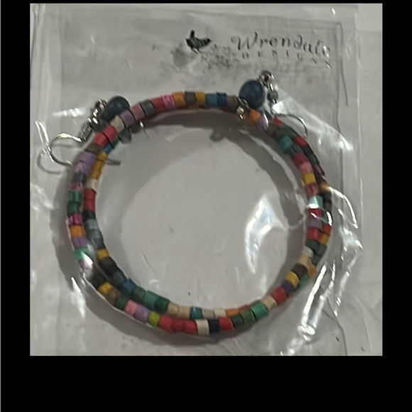 Cute large circular beaded multicolor earrings new - Picture 5 of 5